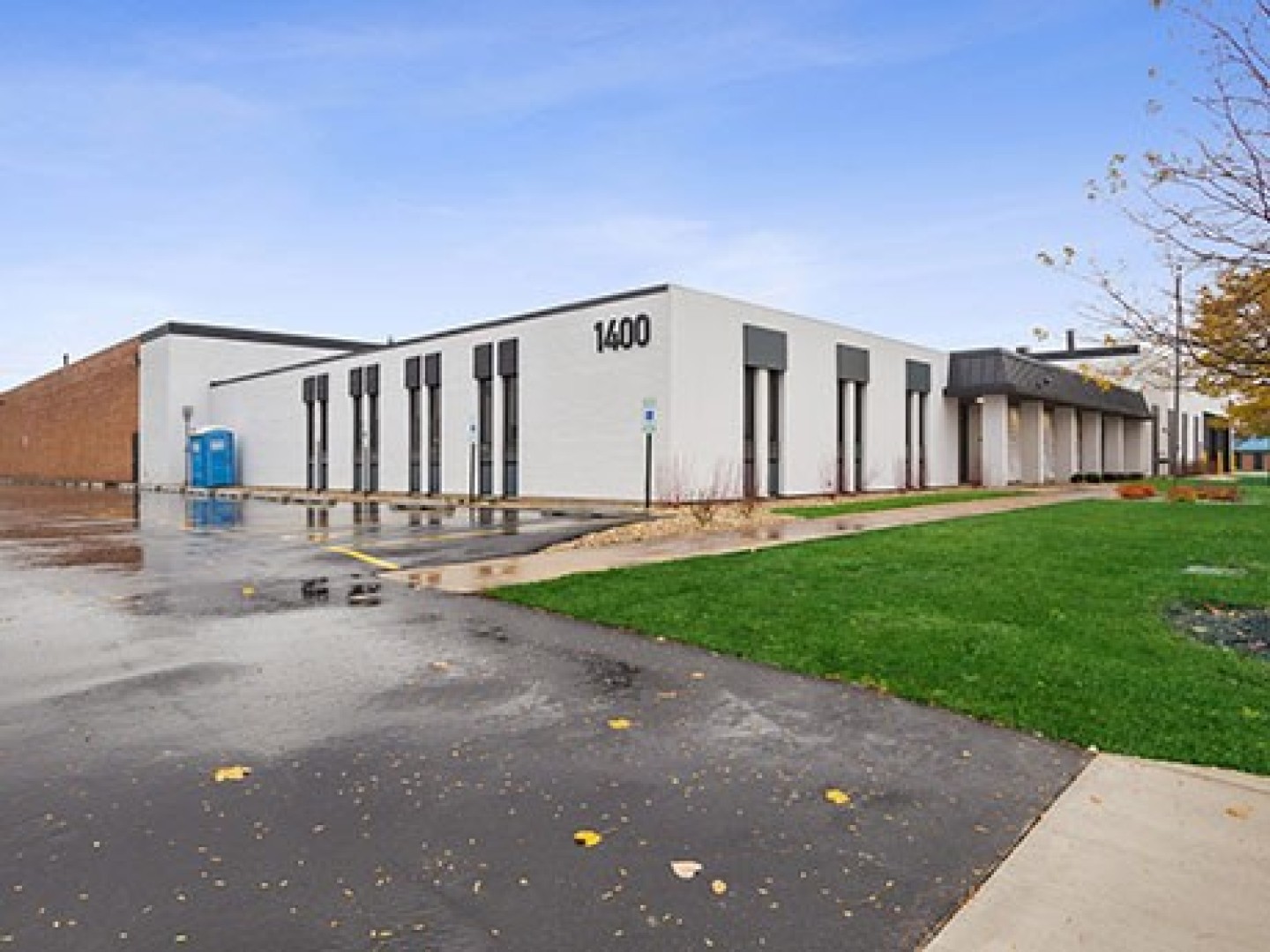 Clear Height Properties, Blackbird Investment Group Sell 56,500 SF Industrial Building in Suburban Chicago