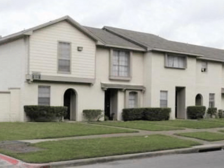 $3.4MM - Apartment building - Baytown, Texas